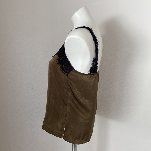 Blooming Jelly Women's Olive Lace Tank Top Size XS - Picture 3 of 8